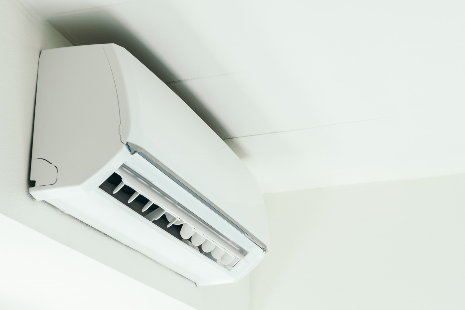 Quem Somos Manutenção preventiva ar condicionado Split inverter Quem Somos Manutenção ar condicionado vrf Manutenção corretiva ar condicionado