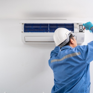 Serviço de instalação de ar condicionado Manutenção preventiva split inverter Ar condicionado inverter Serviço de instalação de ar condicionado Instalação de ar condicionado Manutenção de ar condicionado